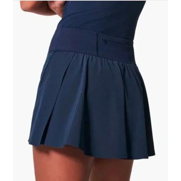 Spanx Women's Get Moving Skort 17" Skirt NWT 189 Navy Blue Sz XS - Picture 3 of 13